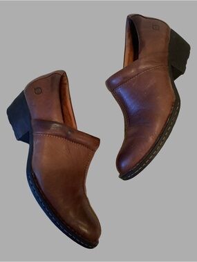 Womens Brown Leather Born Clog Loafers Sz 8